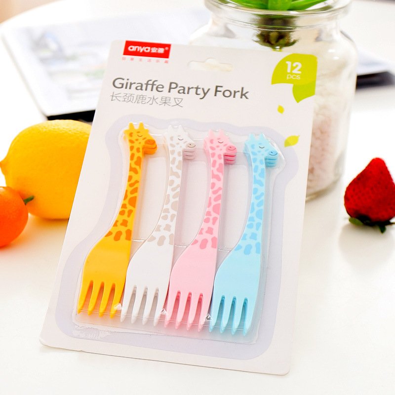 Giraffe Fruit Fork Cute Children's Plastic Tableware suit Creative Tableware Dessert Fork 12 Pack