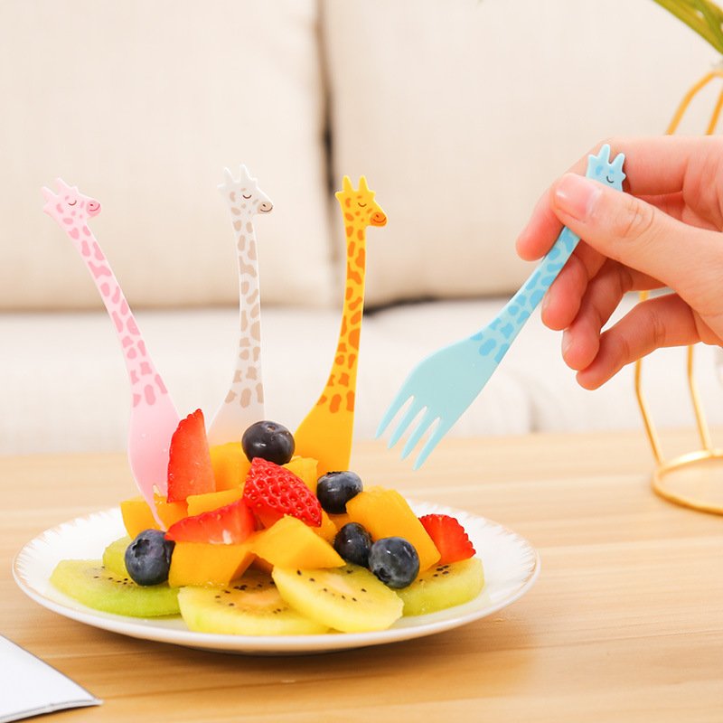 Giraffe Fruit Fork Cute Children's Plastic Tableware suit Creative Tableware Dessert Fork 12 Pack - Image 2