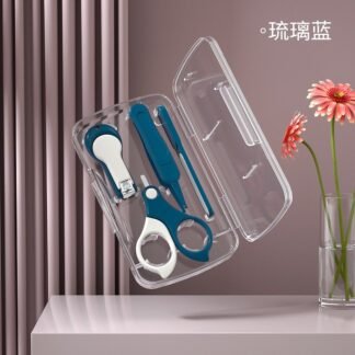 Ferramenta especial para cuidados com recém-nascidos, destinada à manicure infantil
