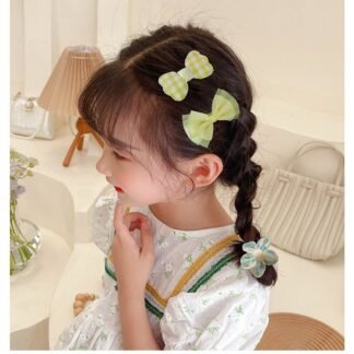 Grampo de cabelo com laço e flor de tecido – acessórios de cabelo infantis